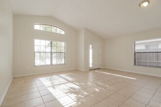 911 Brightview Dr in Lake Mary, FL - Building Photo - Building Photo