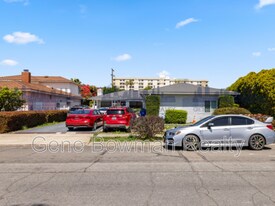 5522 Dorothy Dr in San Diego, CA - Building Photo