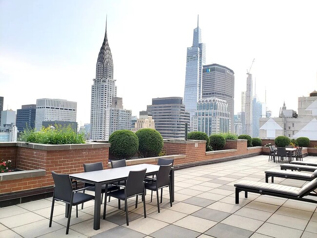 property at 236 E 47th St