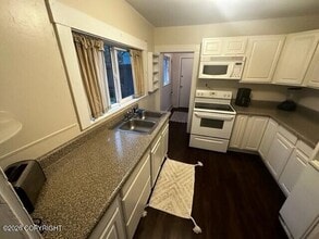 399 Bawden St in Ketchikan, AK - Building Photo - Building Photo