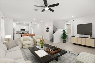 2648 Peace Of Mind Ave in Kissimmee, FL - Foto de edificio - Building Photo