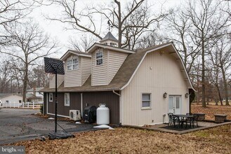 6605 Ellenwood Dr in La Plata, MD - Building Photo - Building Photo