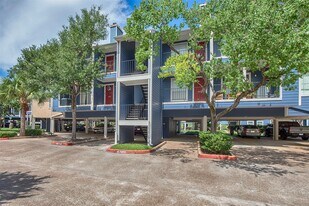 18511 Egret Bay Blvd in Houston, TX - Building Photo