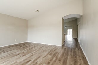 5878 S 238th Ln in Buckeye, AZ - Building Photo - Building Photo