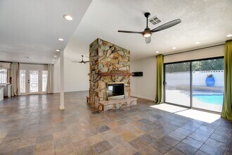 1651 Chippewa Dr in Las Vegas, NV - Building Photo - Building Photo