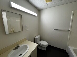 1619 University Ave in Lubbock, TX - Building Photo - Building Photo