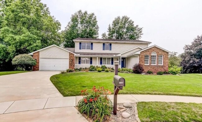 property at 3120 Kensington Dr