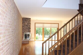 1836 Wildberry Dr in Glenview, IL - Building Photo - Building Photo