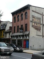 48 S 6th St in Reading, PA - Building Photo