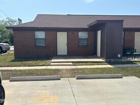 2409 E 10th St in Panama City, FL - Building Photo