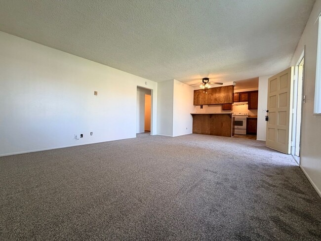 property at 2622 Victoria Ave