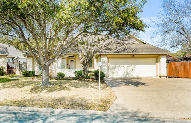property at 3304 Floyd St
