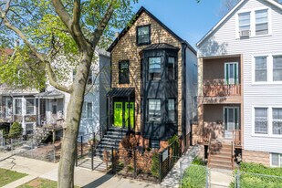 2976 N Ridgeway Ave in Chicago, IL - Building Photo