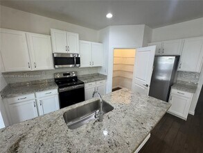 27486 SW 133rd Pl in Naranja, FL - Building Photo - Building Photo