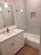 1901 S Victory St in Houston, TX - Building Photo - Building Photo