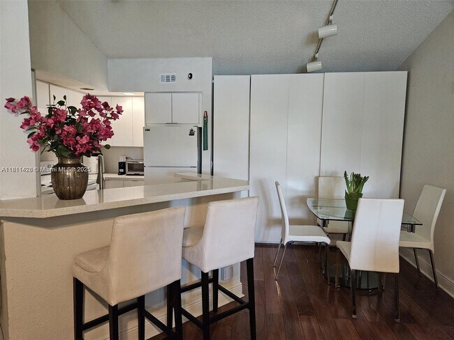12510 Vista Isles Dr in Sunrise, FL - Building Photo - Building Photo