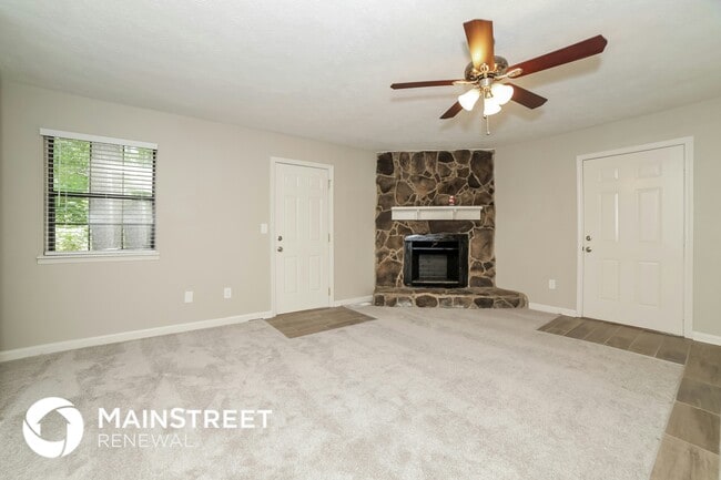 2227 Cherokee Valley Cir in Lithonia, GA - Building Photo - Building Photo