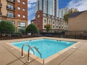 715 N Church St, Unit 217 in Charlotte, NC - Building Photo - Building Photo