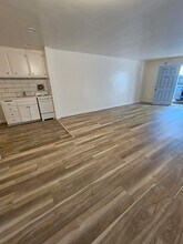 1127 Magnolia St, Unit 9 in South Pasadena, CA - Building Photo - Building Photo