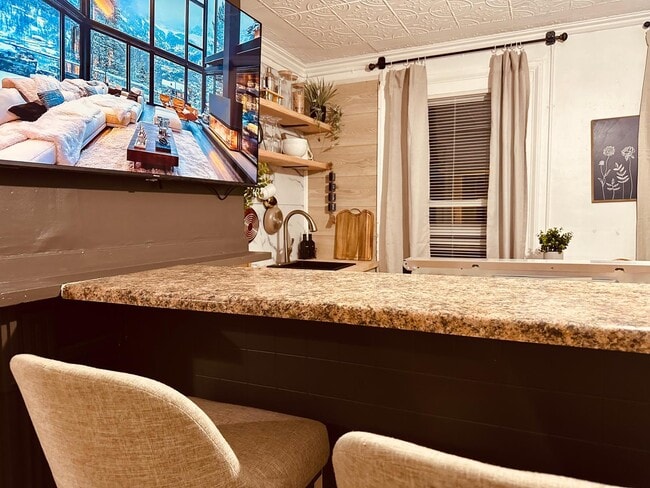 169 Broadway, Unit B