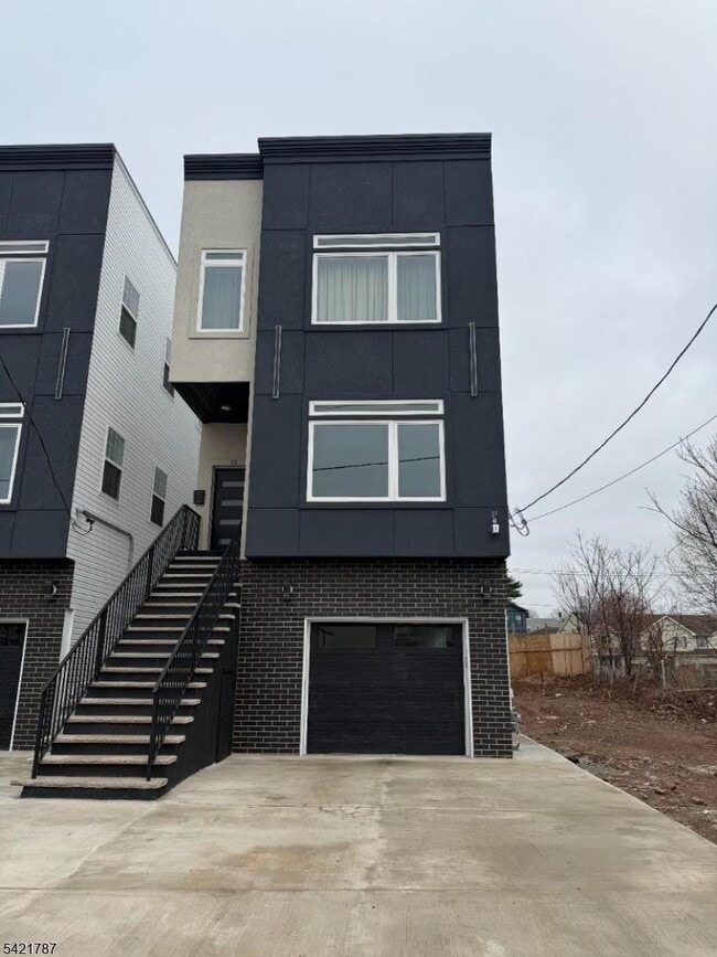 property at 12 Nelson Pl