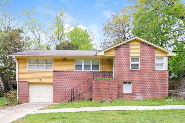 property at 820 Gene Reed Rd