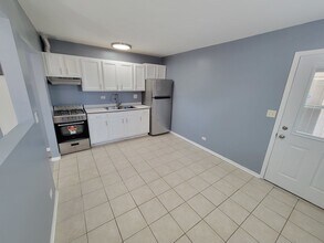 6222 W Addison St in Chicago, IL - Building Photo - Building Photo