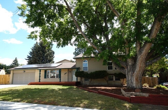 5007 Alta Loma Rd