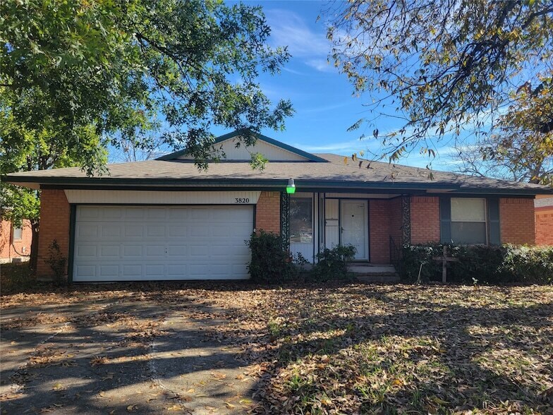 3820 Modlin St in Mesquite, TX - Foto de edificio
