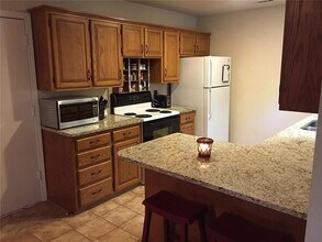 1416 E Briarcliff St in Fayetteville, AR - Building Photo - Building Photo