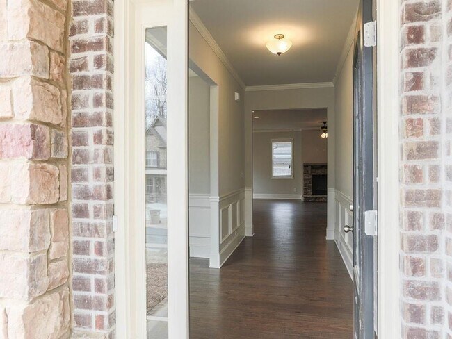 5650 Carruth Lake Dr in Cumming, GA - Building Photo - Building Photo