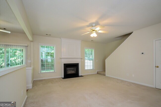 1127 Dunedin Trail in Woodstock, GA - Building Photo - Building Photo