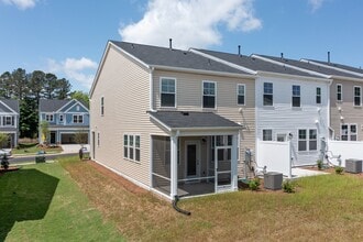 5715 Woodlawn Dr in Durham, NC - Building Photo - Building Photo