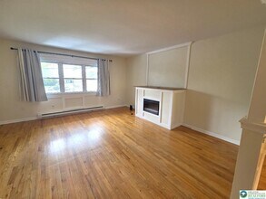 1749 Schoenersville Rd in Bethlehem, PA - Building Photo - Building Photo