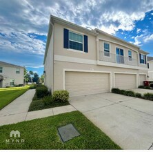 741 Ashentree Dr in Plant City, FL - Building Photo - Building Photo