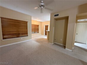 23680 Walden Center Dr in Bonita Springs, FL - Building Photo - Building Photo