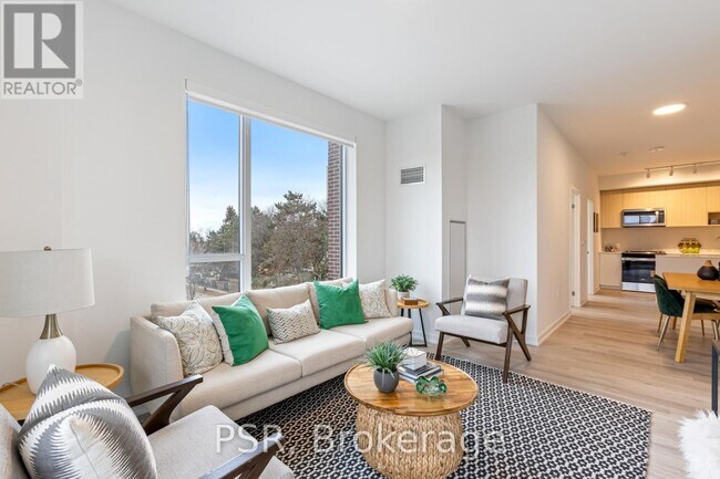 4365 Bloor St W in Toronto, ON - Building Photo - Building Photo