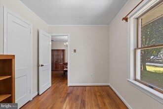 786 Masons Beach Rd in Deale, MD - Building Photo - Building Photo