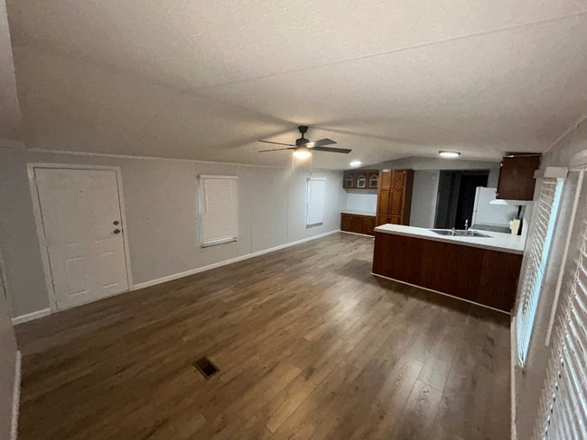 property at 1092 Deborah Ln