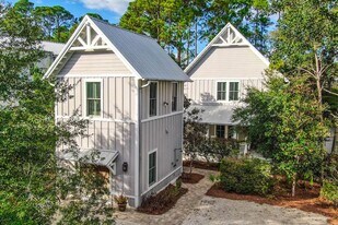 326 Canal St in Santa Rosa Beach, FL - Building Photo