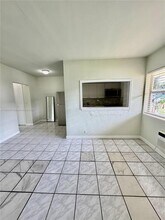 71 NW 76th St in Miami, FL - Building Photo - Building Photo