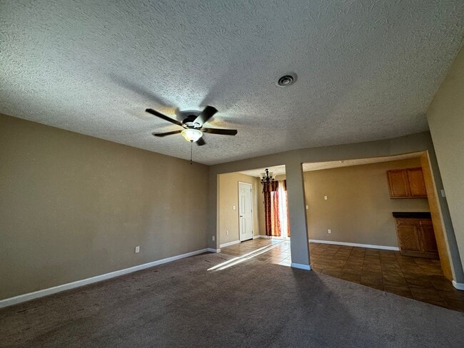 15520 Tate Ln in St. Robert, MO - Building Photo - Building Photo