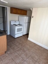 8 Bellevue Terrace in Seymour, CT - Building Photo - Building Photo