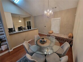 1002 Cedar Trce SW in Lilburn, GA - Building Photo - Building Photo