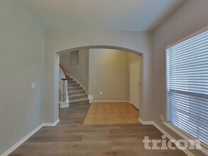 511 Wolf Dr in Forney, TX - Foto de edificio - Building Photo