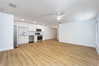 3375 SW Mapp Rd in Palm City, FL - Building Photo - Building Photo