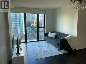 1331 W Georgia St in Vancouver, BC - Building Photo - Building Photo