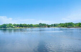 139 Center St, Unit Silvery in Hobart, IN - Building Photo - Building Photo