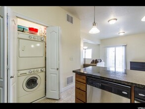 1156 E St in Salt Lake City, UT - Foto de edificio - Building Photo