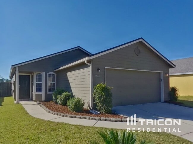 1940 Hunters Trace Cir